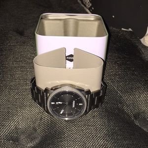 Brand New Sleek Fossil Watch for Men